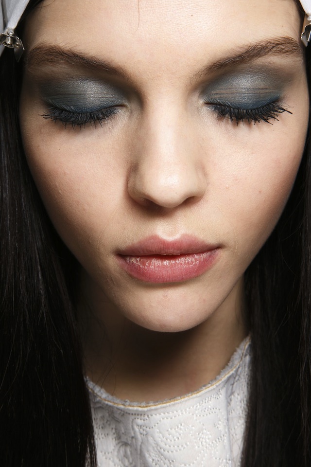 Акцент на глаза: Elie Saab